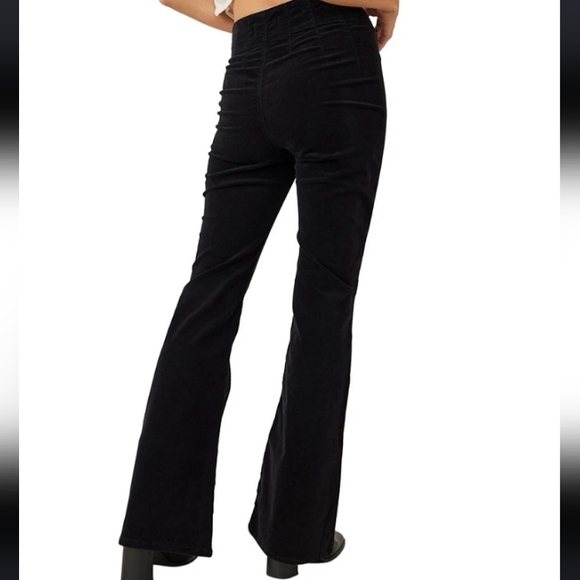 Jayde Cord Super High Rise Flared Jeans - Picture 2 of 7